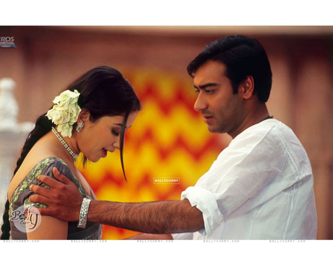 Ajay asking question from Manisha (12097) size:1280x1024