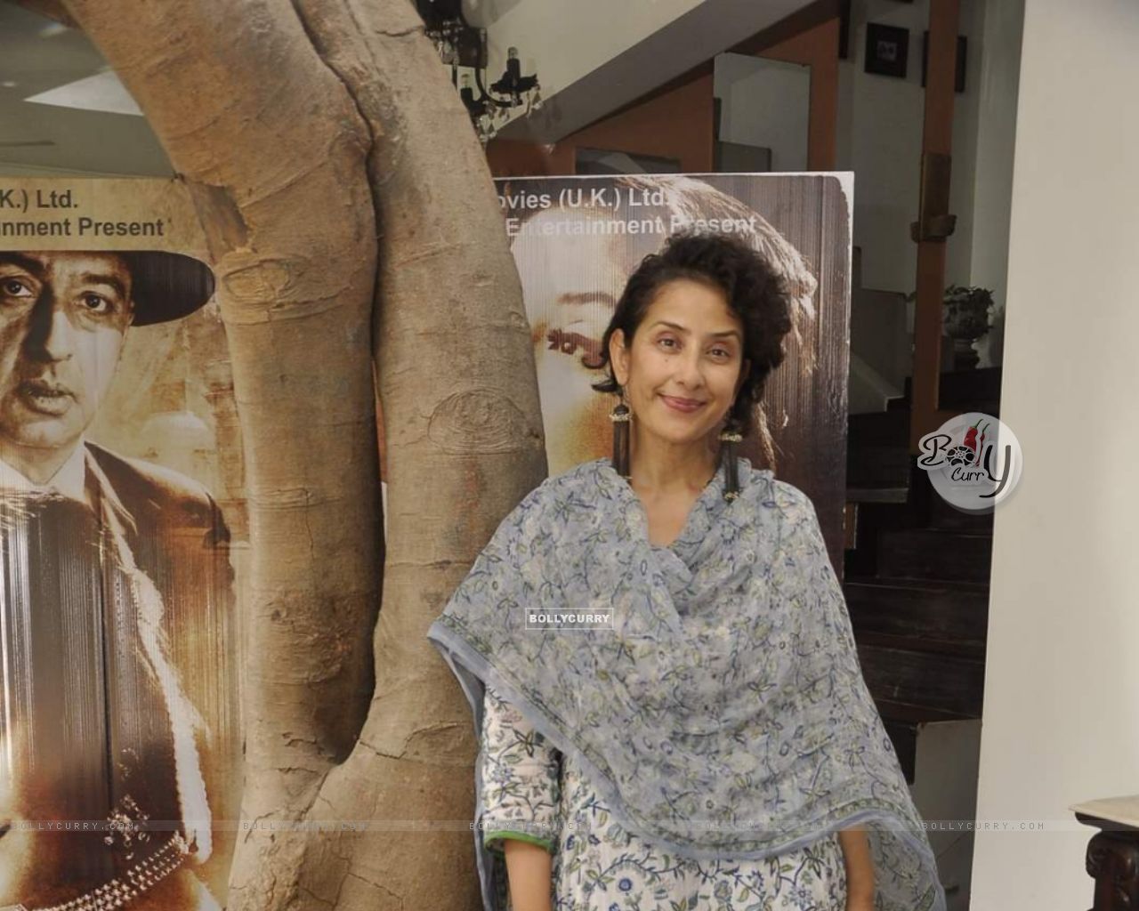 Manisha Koirala Snapped at an Interview for her Movie Chehre (373237) size:1280x1024