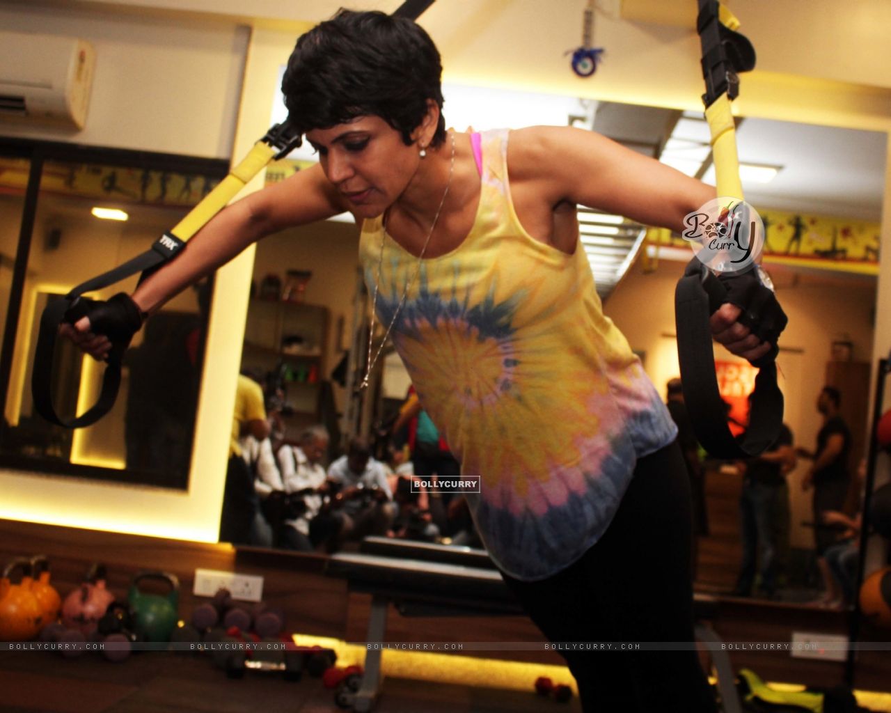 Wallpaper Mandira Bedi Shares Her Fitness Mantra At Muscle Talk Gym In Chembur 393210 Size