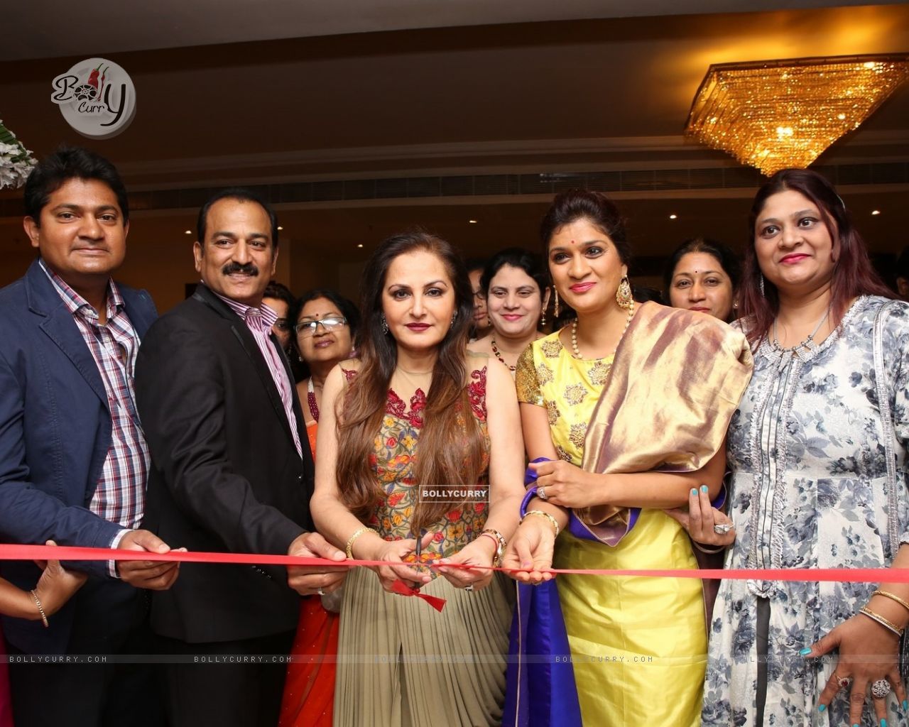 Jaya Prada Inaugurates Lavish Exhibition | Jaya Prada Photo Gallery | 394282