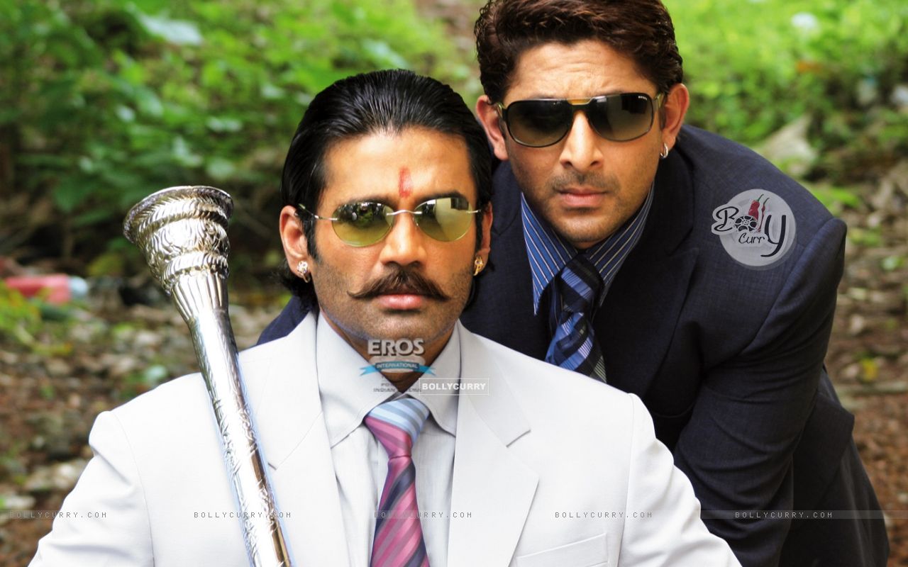 Sunil Shetty and Arshad Warsi looking smart (12141) size:1280x800